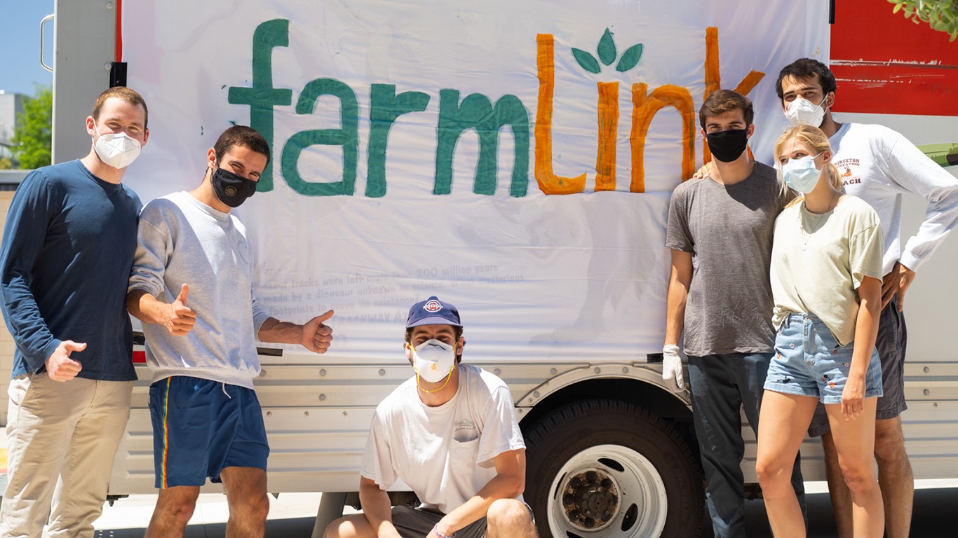 Preventing Food Waste by Linking Farmers to Those in Need J.W. Couch